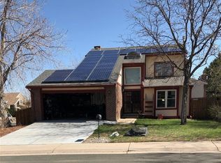 838 S Rifle Ct, Aurora, CO 80017