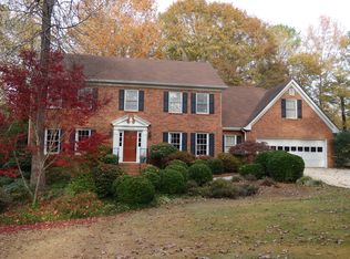 1154 Staples Dr, Lilburn, GA 30047