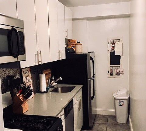 5th image of 445 E 77th St APT 2E