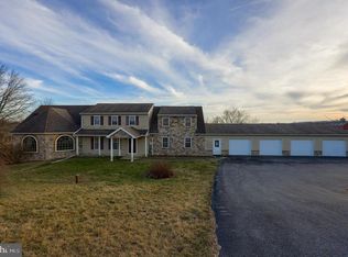 3889 Elizabethtown Rd, Manheim, PA 17545