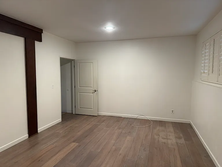 1623 Greenfield Ave #4 — Photo 4