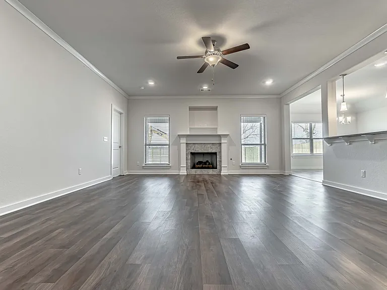 219 S Geranium Ln — Photo 3