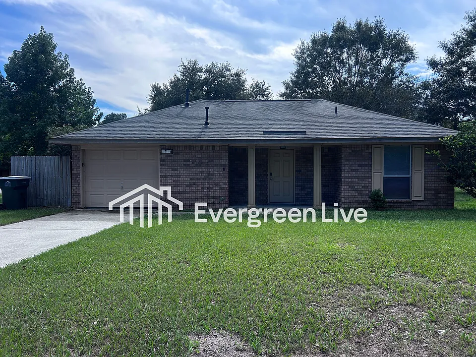 31 Serenata Ct