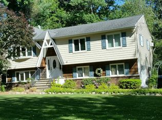 108 Overlook Rd, Newton, NJ 07860