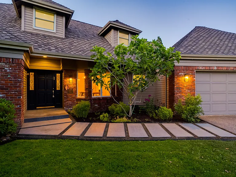 3375 Bardell Ave — Photo 40