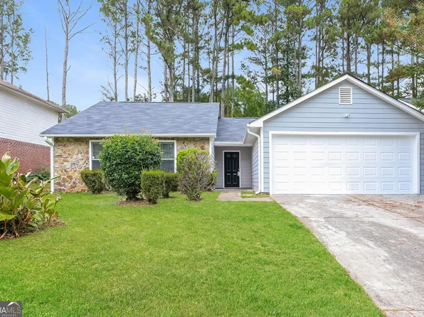 819 Arbor Hill Dr, Stone Mountain, GA 30088