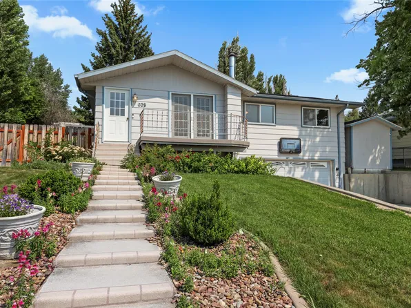 609 Sacajawea Dr, Great Falls, MT 59404