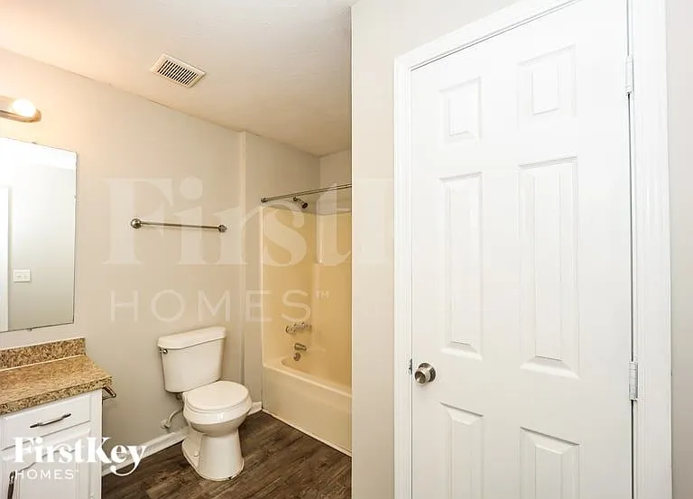 420 Freestone Dr — Photo 14