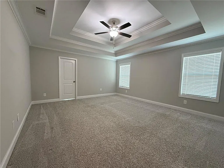 231 Creek Ridge Dr — Photo 8