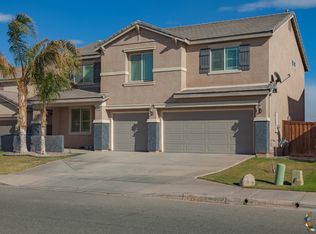2672 Oasis St, Imperial, CA 92251
