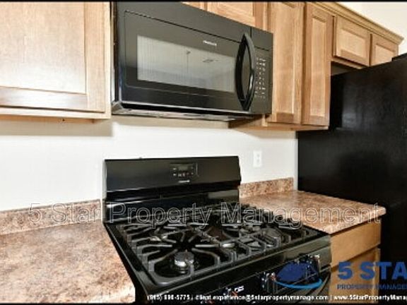 2nd image of 808 Hc Gilbert Minjares Dr #B