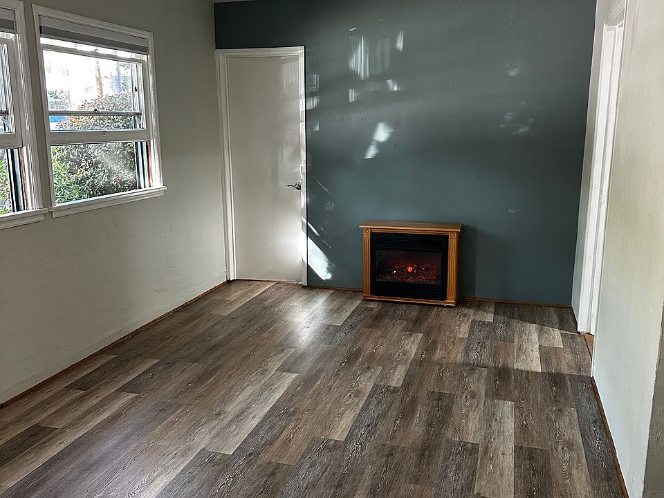 1st image of 3247 Ibis St