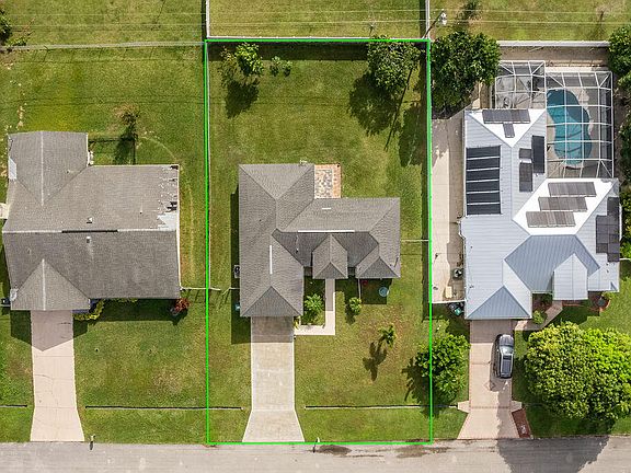 3rd image of 958 SW Jaslo Avenue