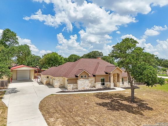 3rd image of 251 Abrego Lake Dr