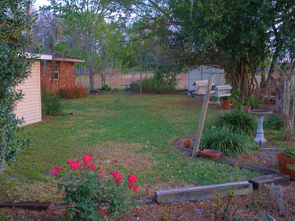 2nd image of 1324 Clyde Memorial Ave