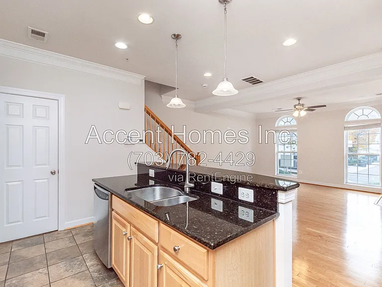 5675 Harrington Falls Ln #G — Photo 14