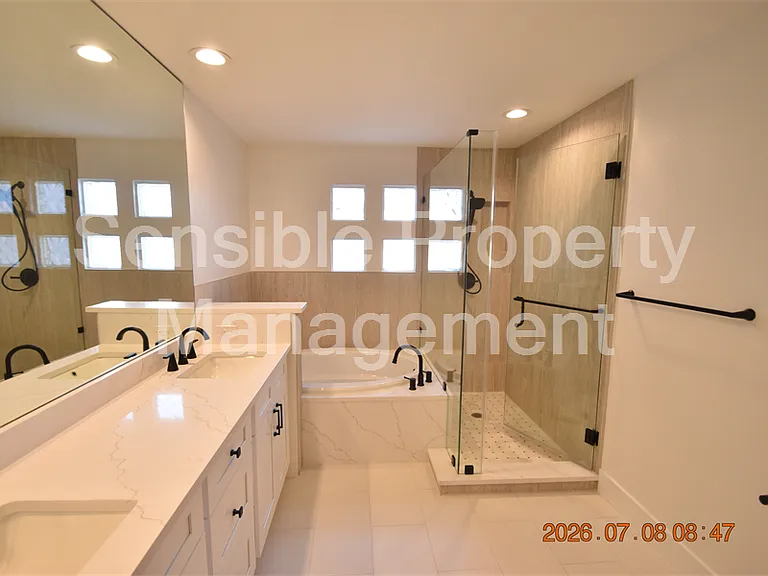 1138 Shipwatch Cir — Photo 34