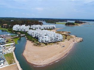 1 Mansfield Grove Rd APT 100, East Haven, CT 06512