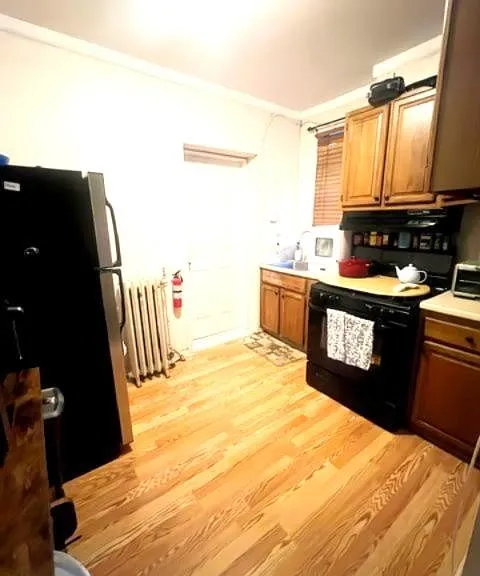 584 Gregory Ave #2 — Photo 10