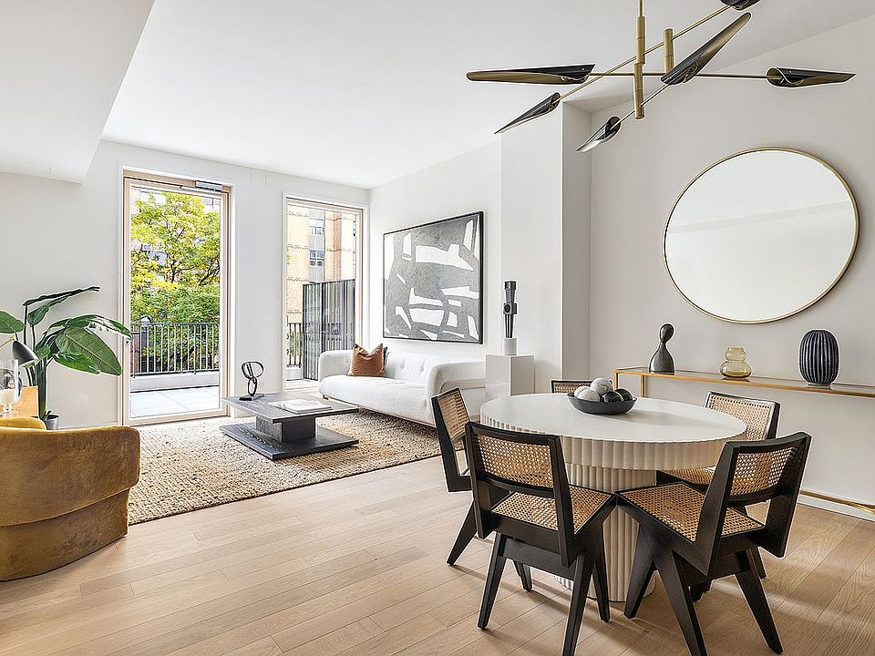 1st image of 212 W 93rd St #3A
