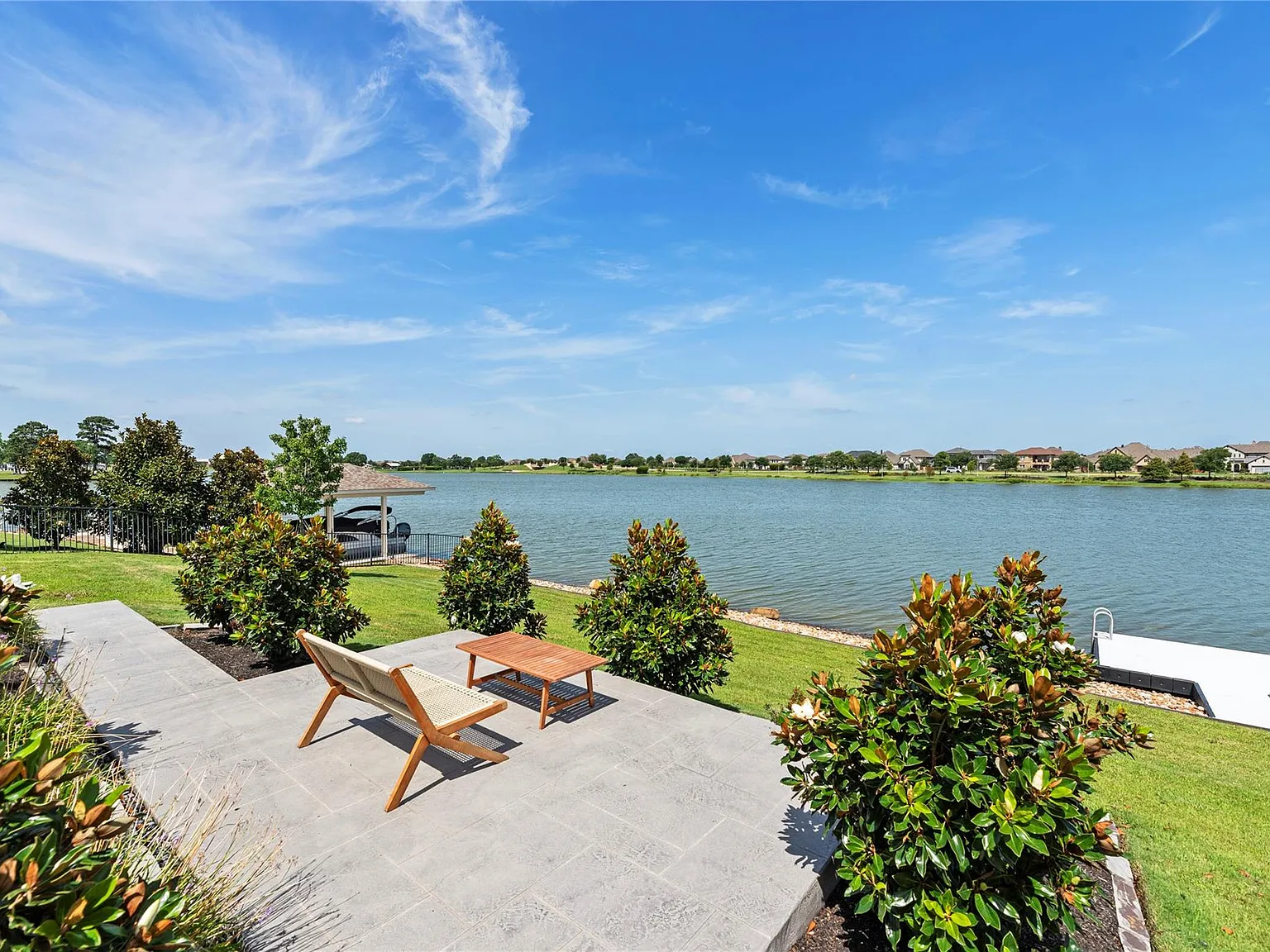 4 bed, 3.5 bath, 3612 sqft, $9,500 — Photo 4
