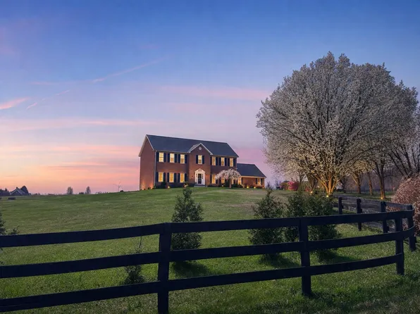 42827 Spinks Ferry Rd, Leesburg, VA 20176