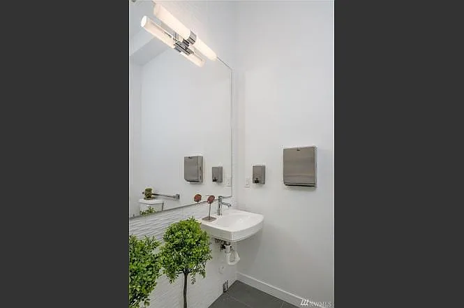 7058 15th Ave NW — Photo 2