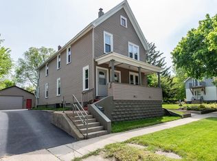 511 40th Pl #513, Kenosha, WI 53140