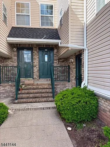 202 Rip Van Dam Ct #202 Photo 1