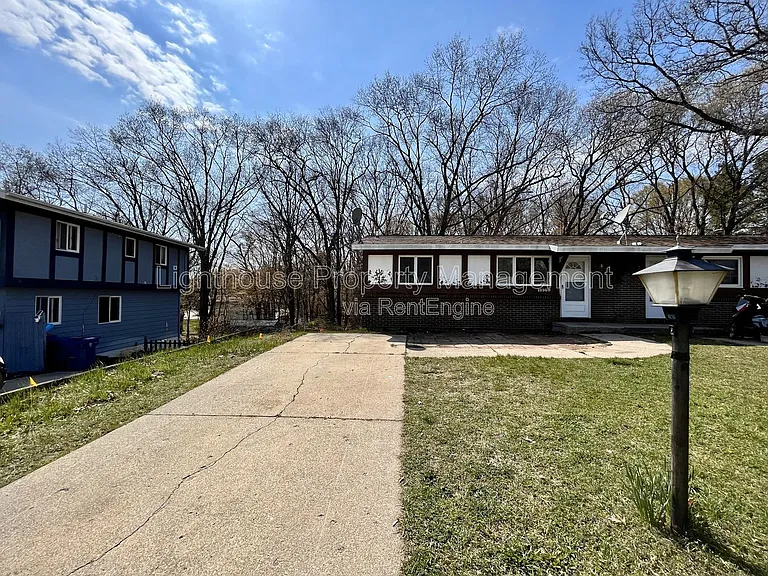 18169 Swiss Dr — Photo 1
