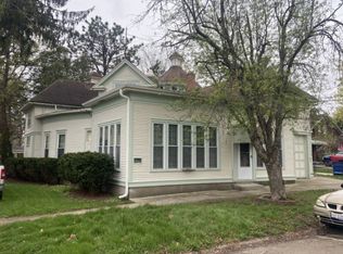 320 Prospect St, Dekalb, IL 60115