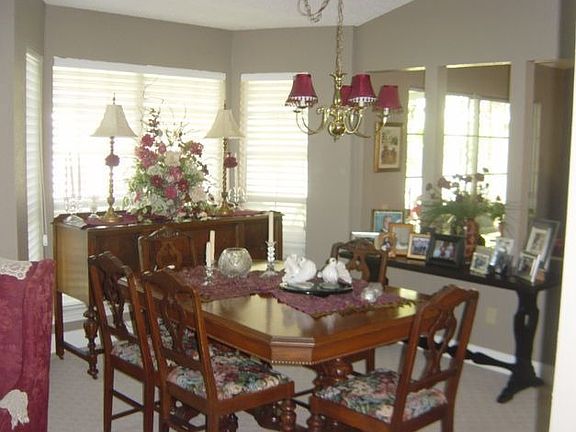 Formal Dining