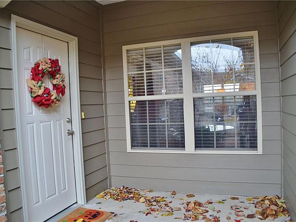 4th image of 2802 Valley West Ct