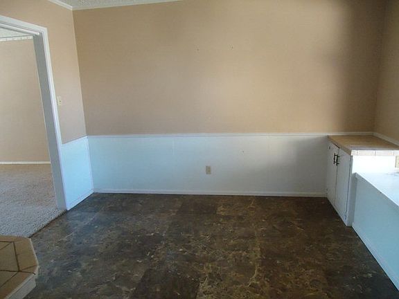 3rd image of 113 San Jacinto Ave