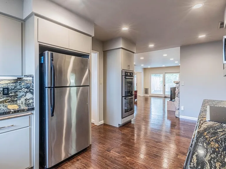 632 San Tomas Way — Photo 4