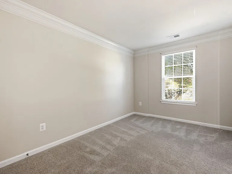 7833 Wormans Mill Rd — Photo 3