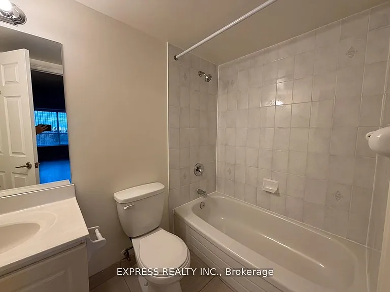 39 Pemberton Ave #710 — Photo 11