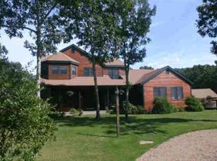 7 Huckleberry Hill Ln, Edgartown, MA 02539