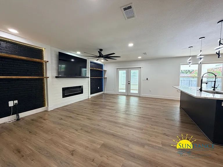 618 Country Club Ave — Photo 5