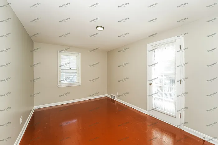 1183 Argonne Rd — Photo 9