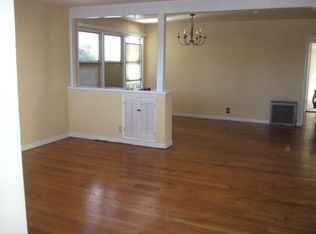 20 Palm Ave, San Mateo, CA 94403