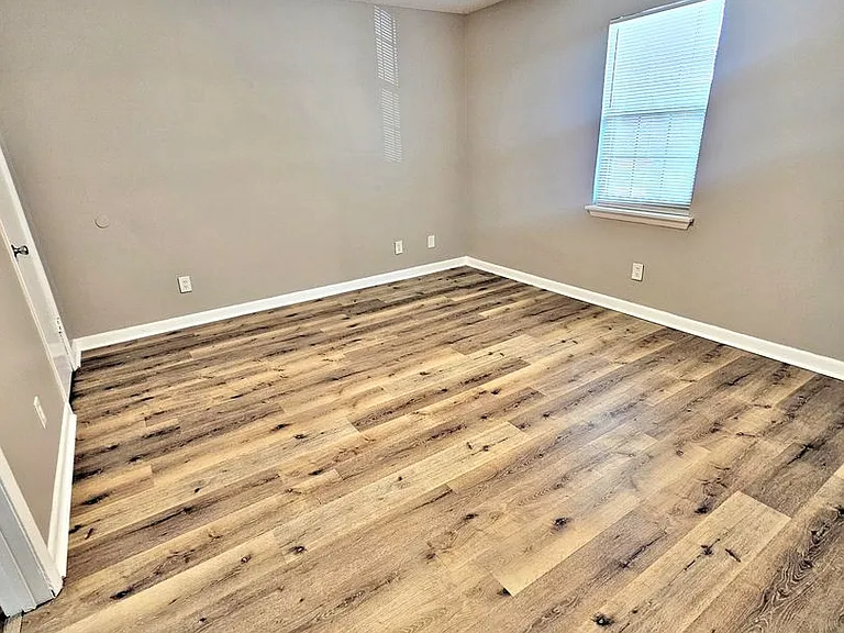 228-304 Cedar Lake Pl SW — Photo 14