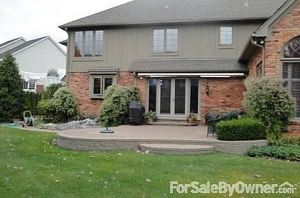 2nd image of 3517 Shakespeare Dr