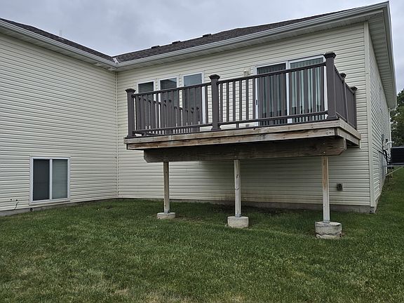 3rd image of 6920 S 88th St