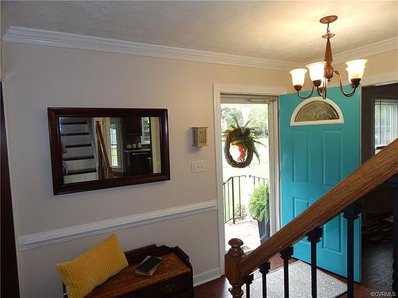 3rd image of 8318 Plum Grove Dr