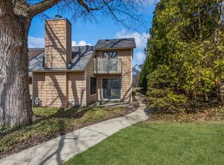 726 Drury Ct, Gurnee, IL