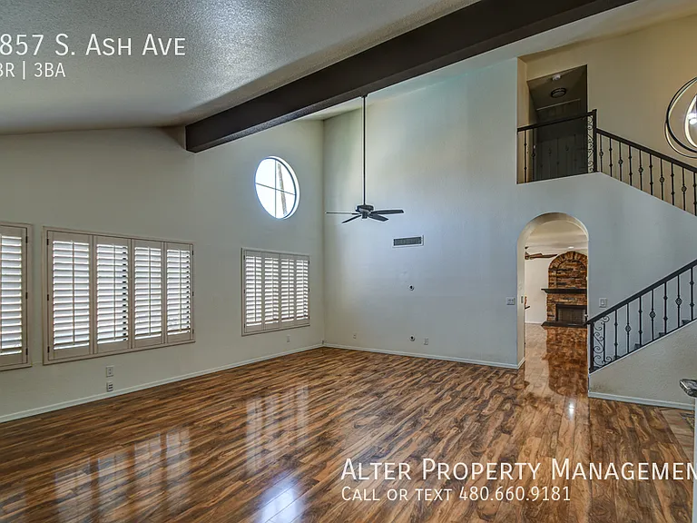 8857 S Ash Ave — Photo 6