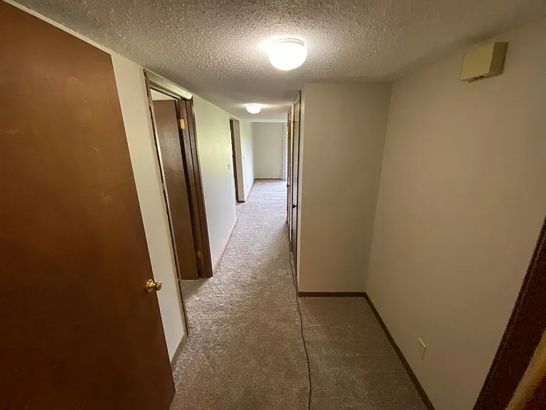 1059 NW Greenwood St — Photo 10