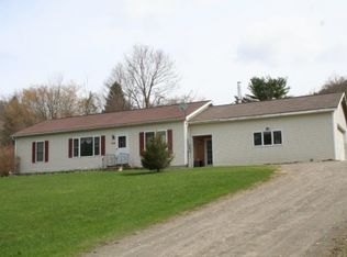 16 Riverside Ln, South Royalton, VT 05068