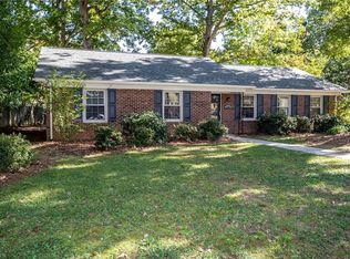 3200 Buckingham Ct, Jamestown, NC 27282